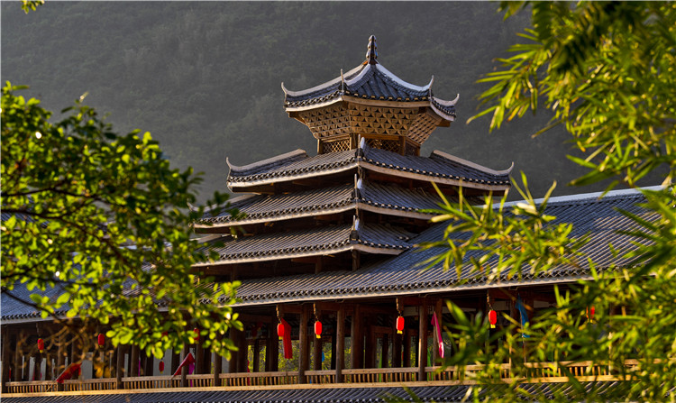 沿線古式特色建筑眾多。通訊員供圖.jpg